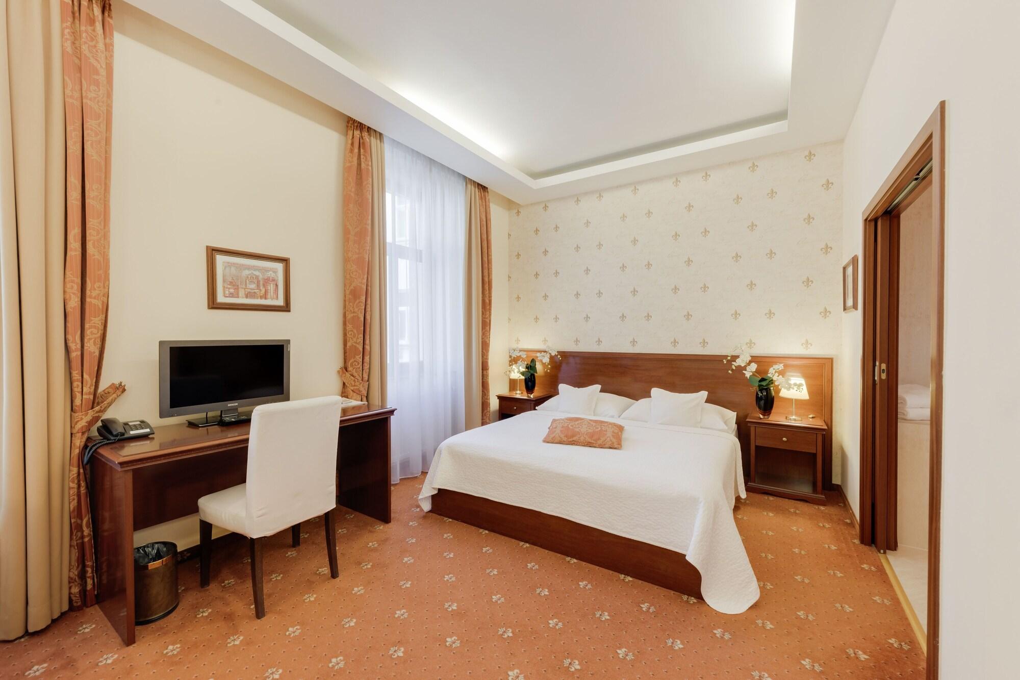 Louren Hotel Praga Exterior foto