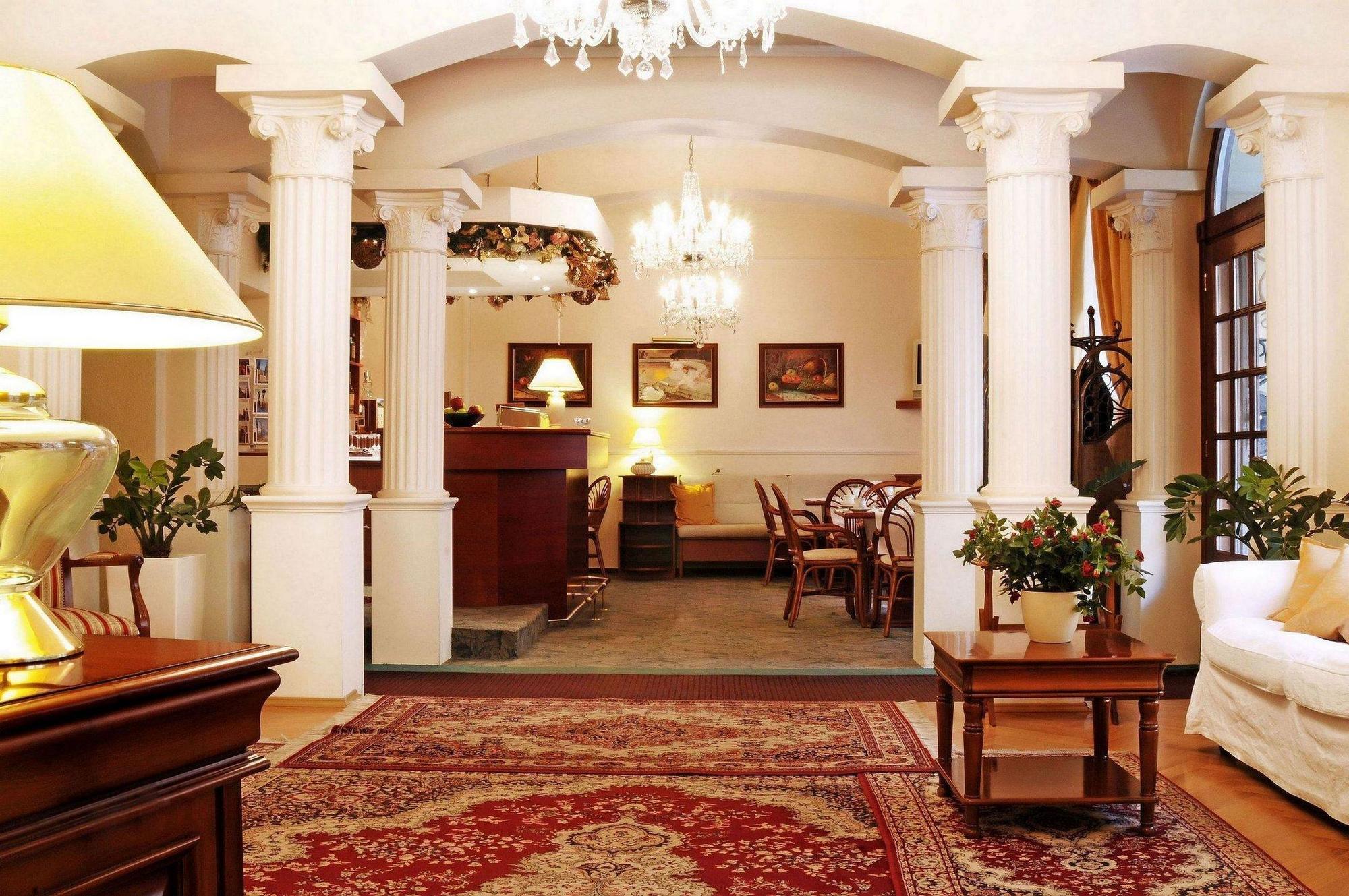Louren Hotel Praga Exterior foto